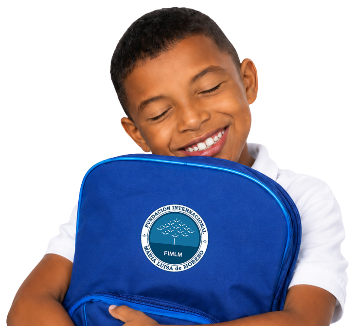 Niño abrazando su mochila FIMLM