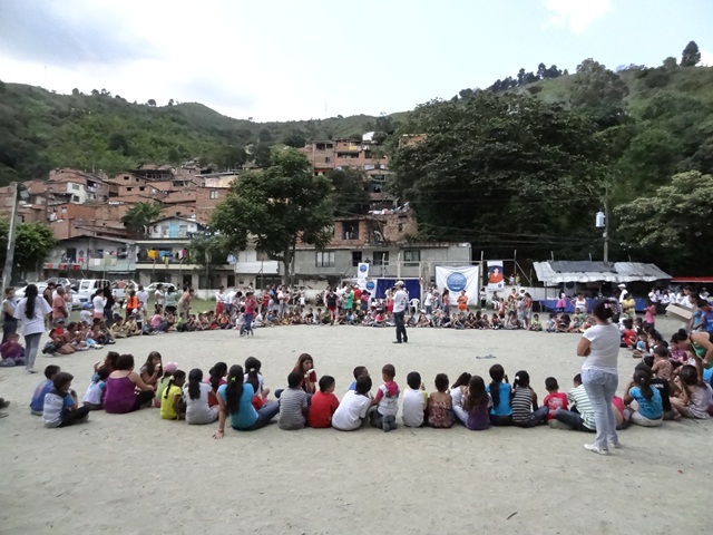 qun-dia-para-el-ninoq-en-el-barrio-olivares-de-itaguei
