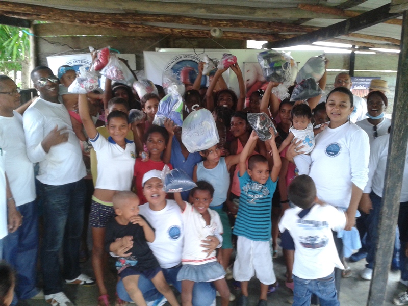 llegan-a-turbo-donaciones-amor-felicidad