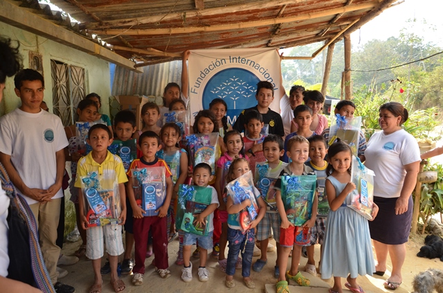 en-lebrija-kits-con-valores-mejor-educacion