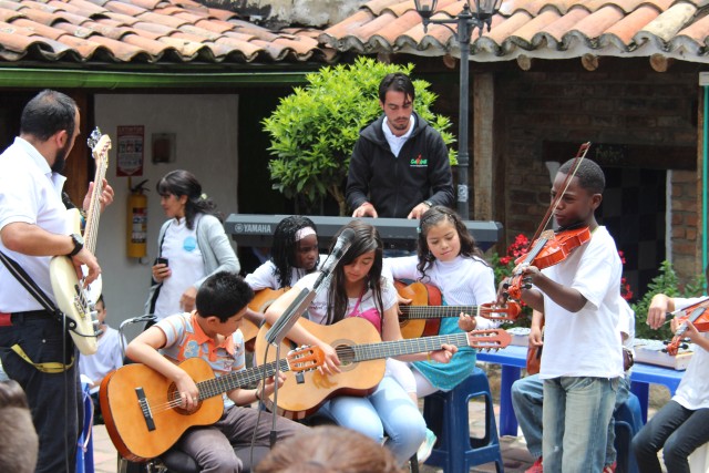 vacaciones-musicales-con-cakike