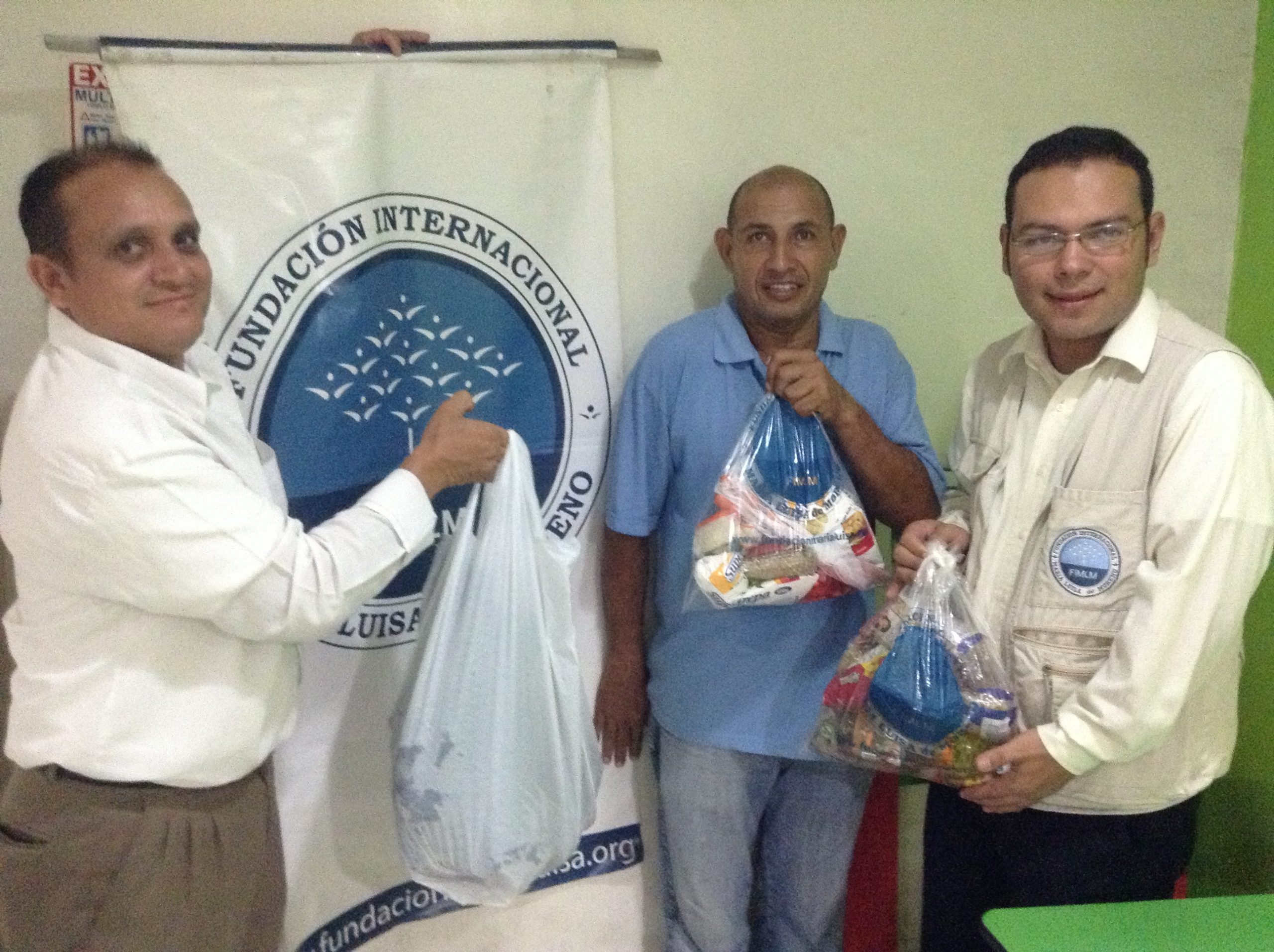 53-ayudas-en-alimento-para-don-oliver-catano