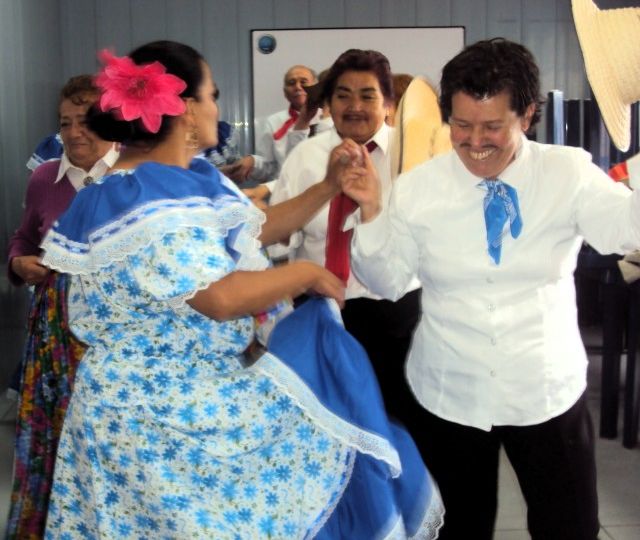 encuentro intergeneracional agos01