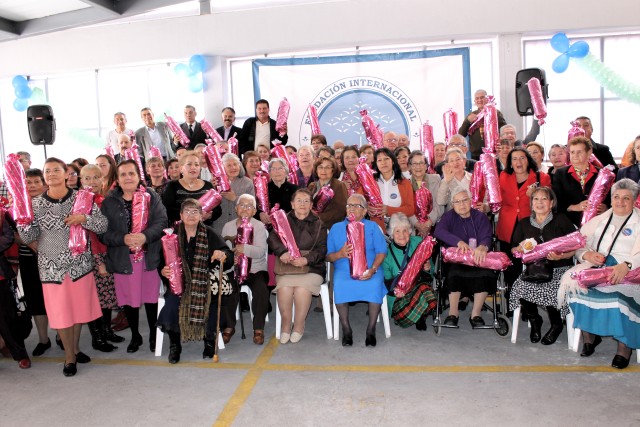 gran-celebracion-para-la-persona-mayor-en-fontibon