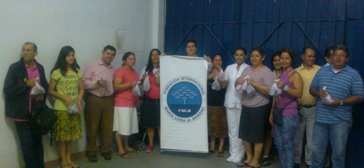 images_fotos_colombia_santander_bucaramanga_2014_agosto_2382014bucaramangacentropimentones_23entregapimentonesbucaramangacentro191