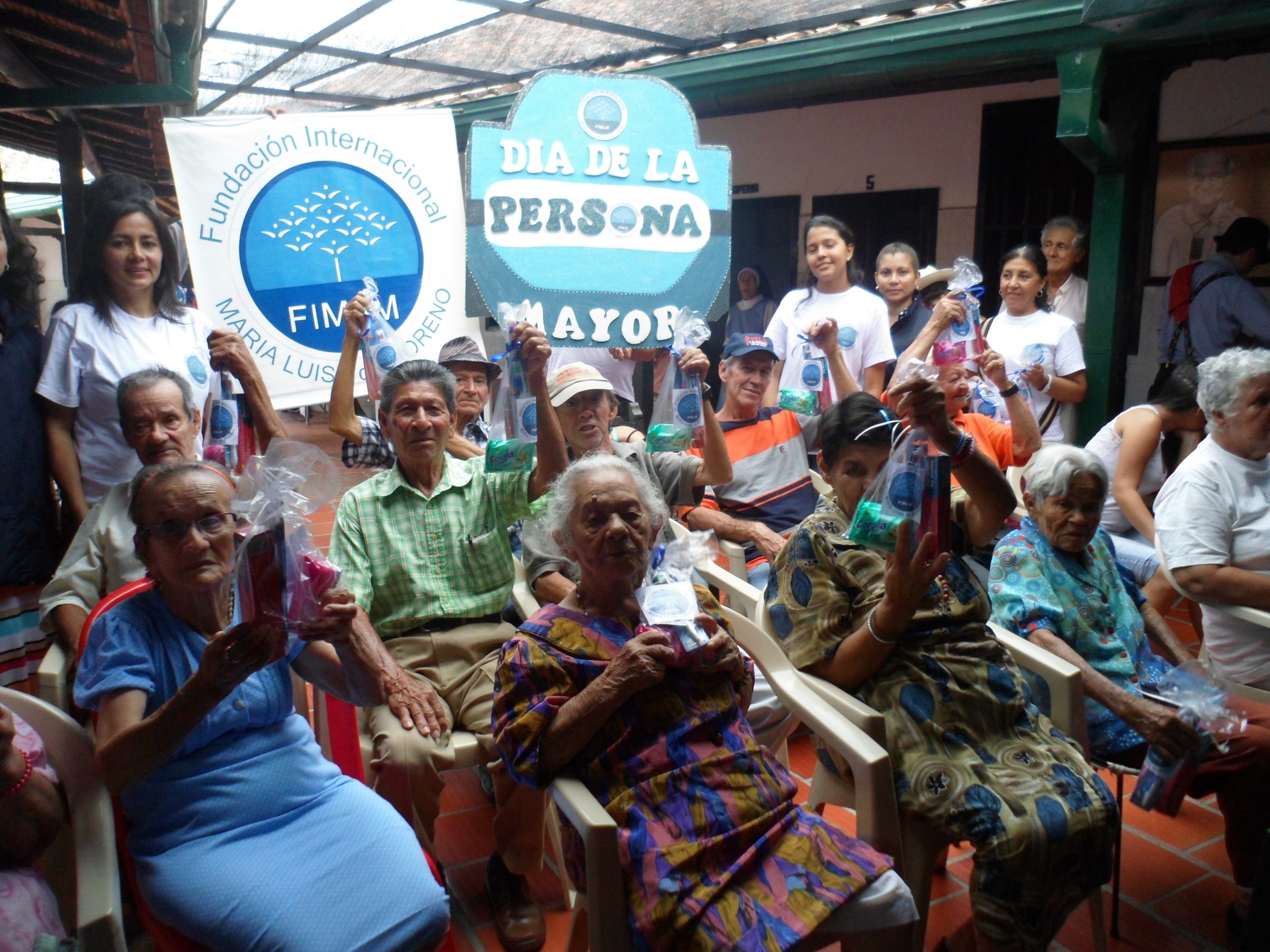 celebracion-de-la-persona-mayor-en-giron-santander