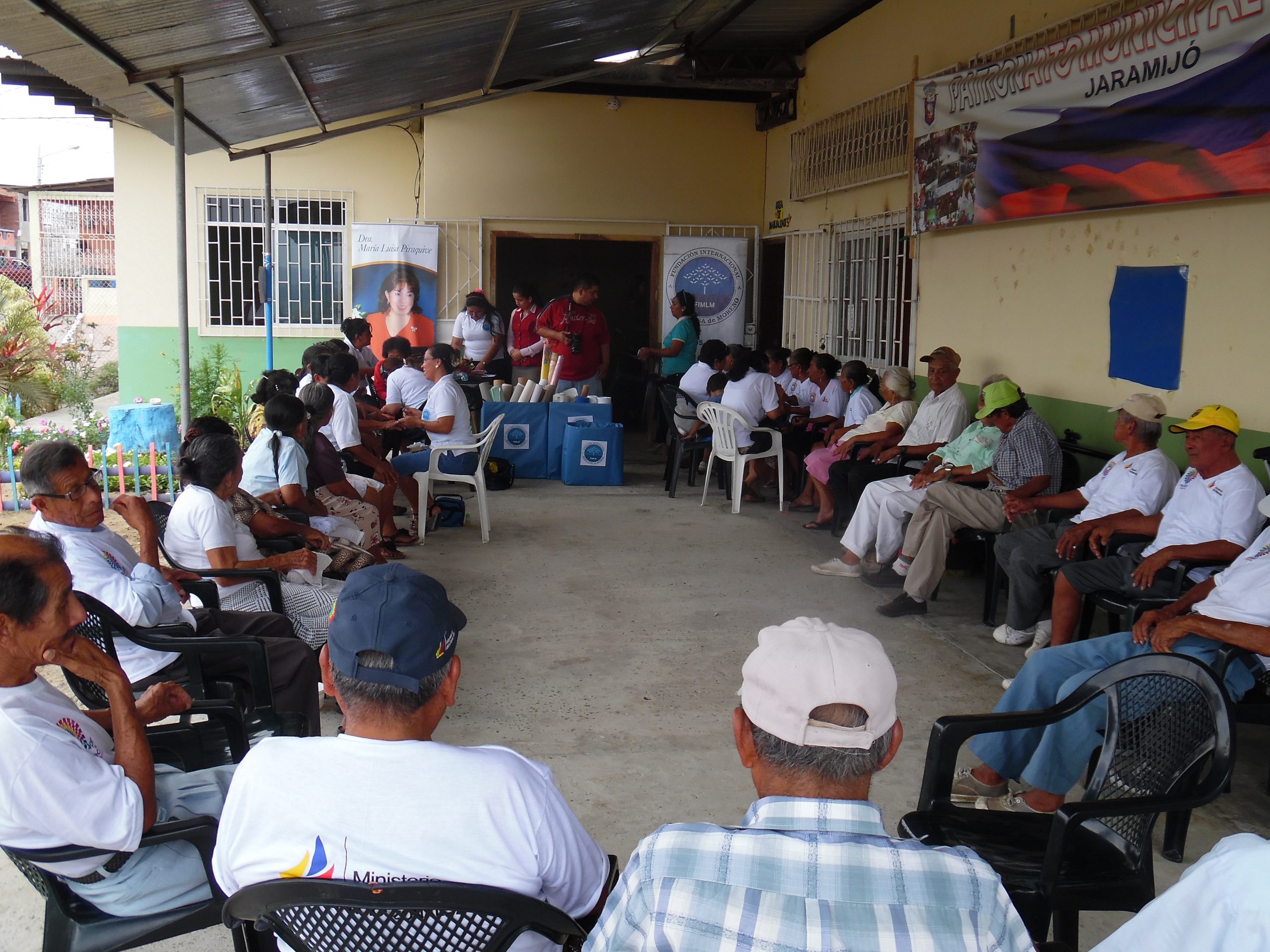 llevando-bienestar-al-adulto-mayor-por-una-vejez-con-dignidad