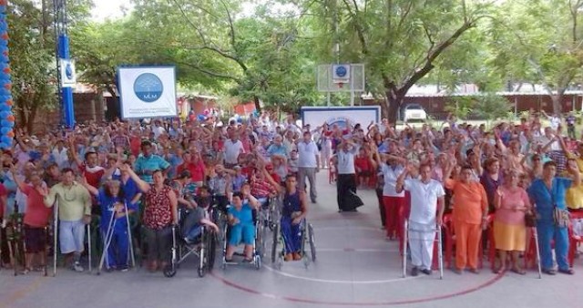 people-with-disability-of-neiva-enjoy-of-a-special-party