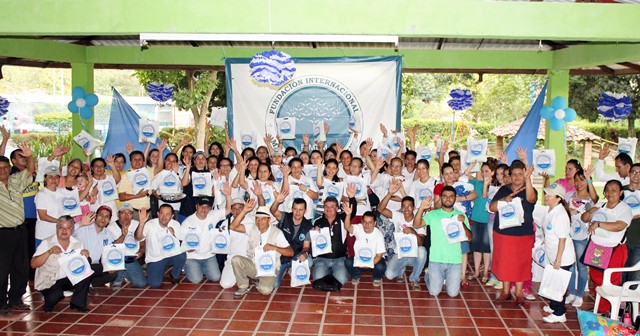 images_fotos_colombia_santander_bucaramanga_2014_diciembre_diavoluntariado122014santander_diavoluntario122014santander15