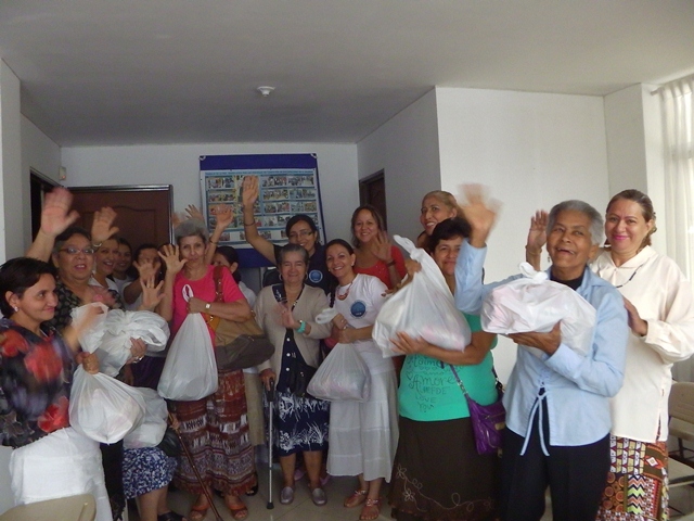 entrega-de-mercados-en-el-municipio-itaguei