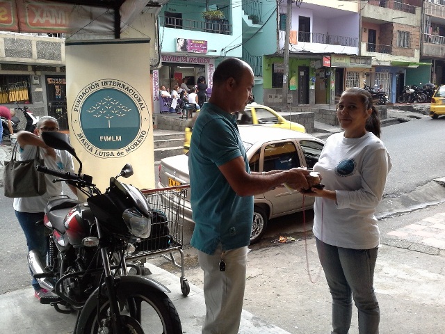 recolecta-de-mercados-en-el-sector-de-doce-de-octubre-y-robledo-medellin