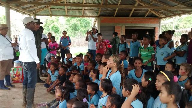 en-la-vereda-gariton-se-celebra-un-dia-para-el-nino