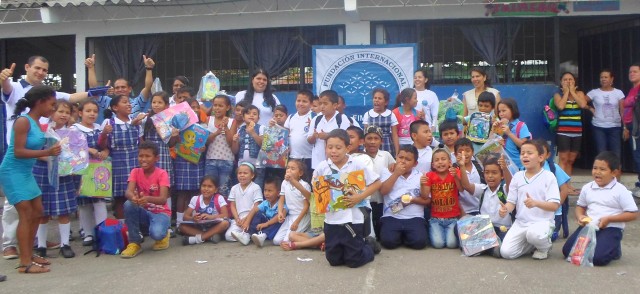 sonsisas-y-alegria-para-ninos-de-villavicencio