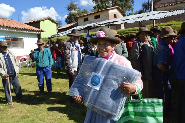 14jun15ayudanosaayudarccorcaayllucusco042