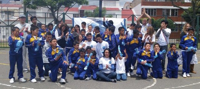 alegrias-en-los-corazones-de-los-ninos-y-ninas-de-la-aimy