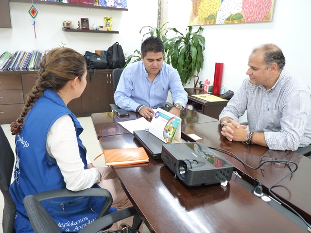secretario-de-bienestar-social-se-reune-con-ignacio-velo