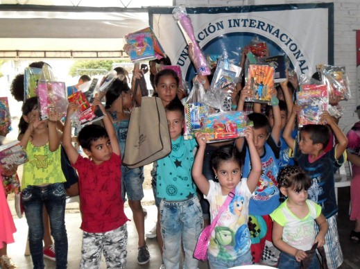 la-campana-un-util-un-proyecto-de-vida-lleva-alegria-a-mas-ninos-del-valle