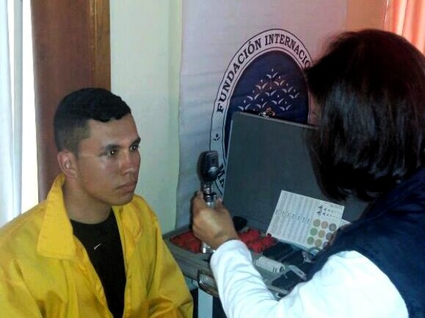 jornada-de-salud-visual-en-el-barrio-ciudad-jardin-en-bogota