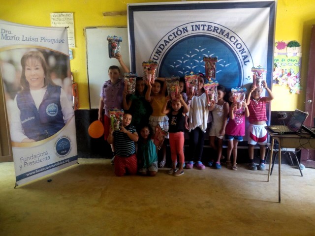 ninos-de-albania-aprenden-valores-con-la-fundacion