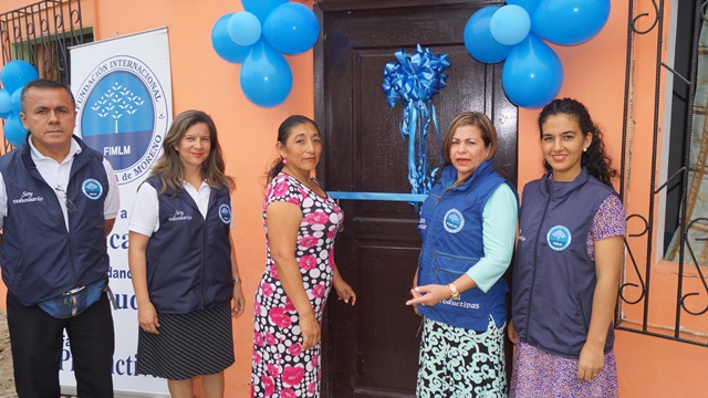campanaproecuadormantaentregacasa1008