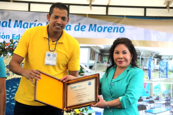 images_fotos_colombia_antioquia_2016_Turbo_4nov2016reconocimientoescuelaturbo_bareconocimientoturbo-1