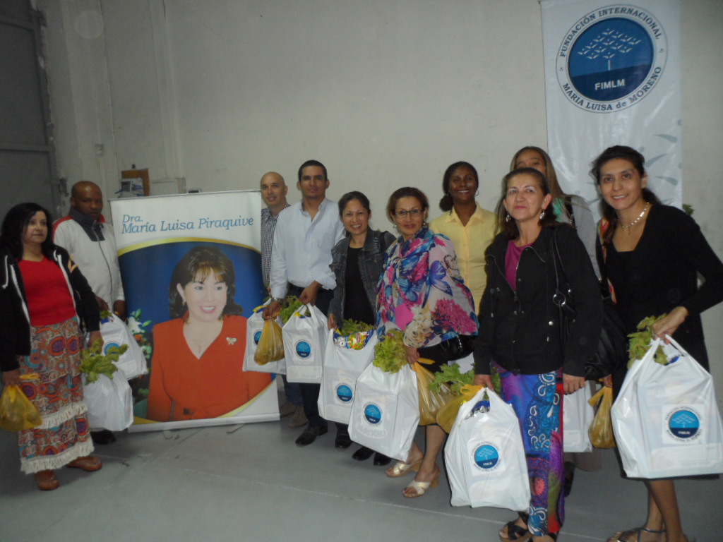 santiago-de-chile-entrega-mercados-a-familiasvulnerables