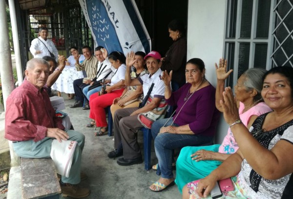 la-fundacion-realiza-inscripcion-de-adultos-mayores-de-florencia-caqueta-que-participaran-en-evento