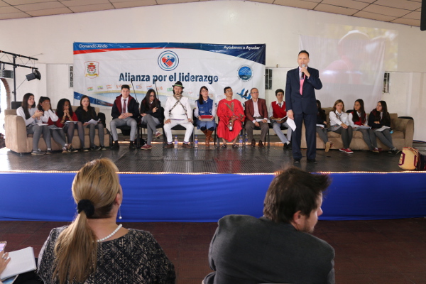 foro-sobre-diversidad-etnica-y-cultural-en-colombia-ponerse-en-los-zapatos-del-otro