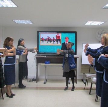 b11oct2017manosparlantesempleados
