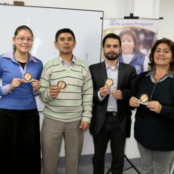 z8mar2018medallasmanosparlantespradobgt