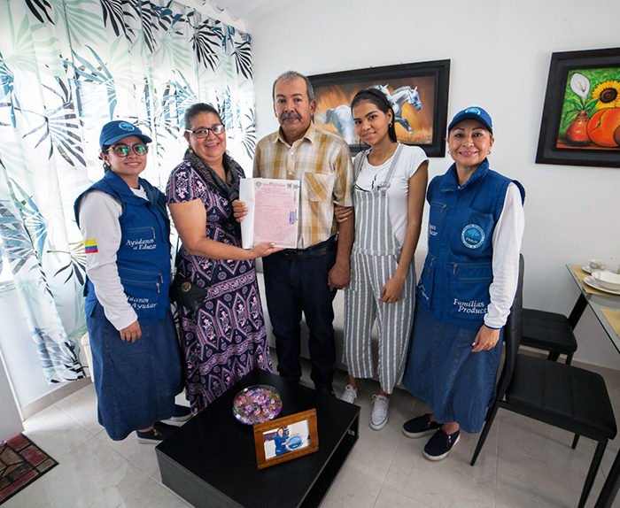 la-fundacion-cumple-el-sueno-de-tener-su-vivienda-propia-a-una-familia-del-cauca