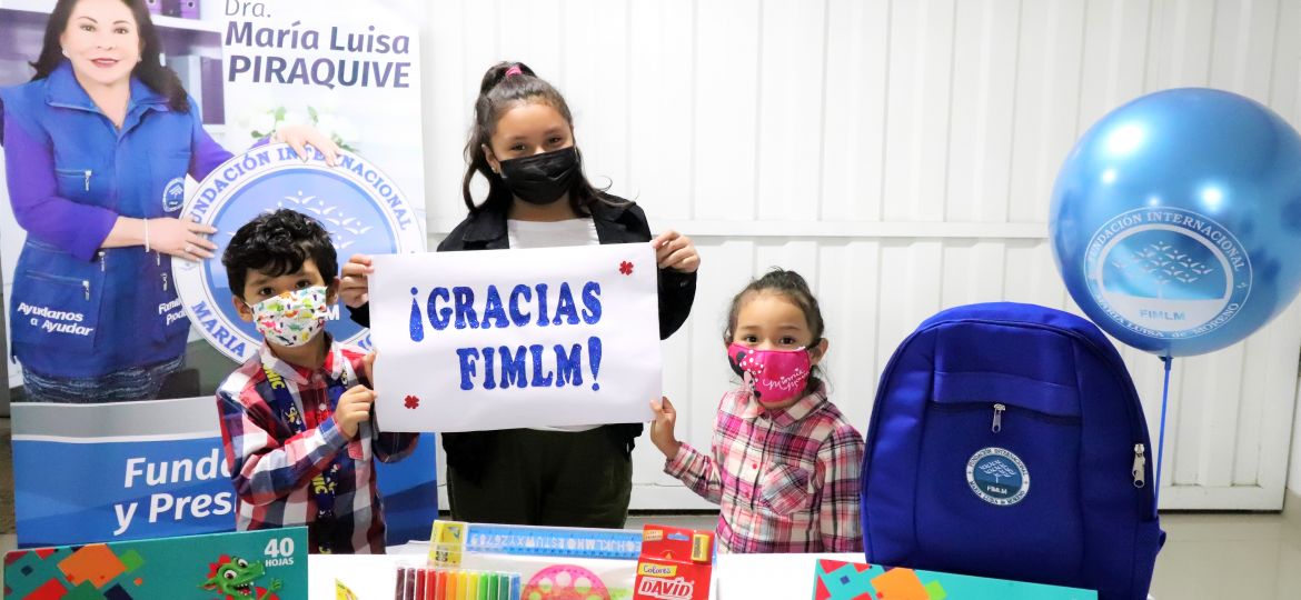 Entrega de kits escolares en Lima Centro, Perú. Abril 2021