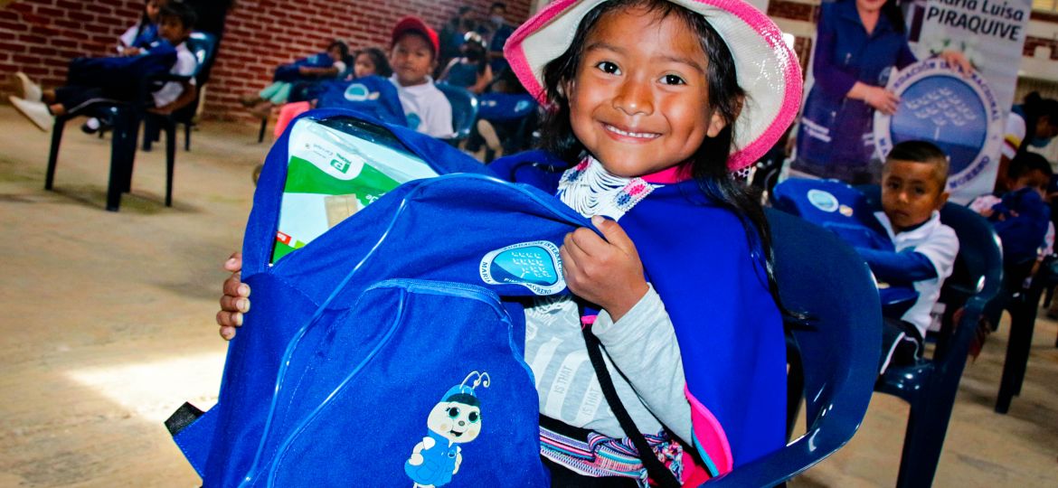 Entrega de kits escolares para la comunidad Misak en el Cauca, Colombia. 15 de julio de 2021.