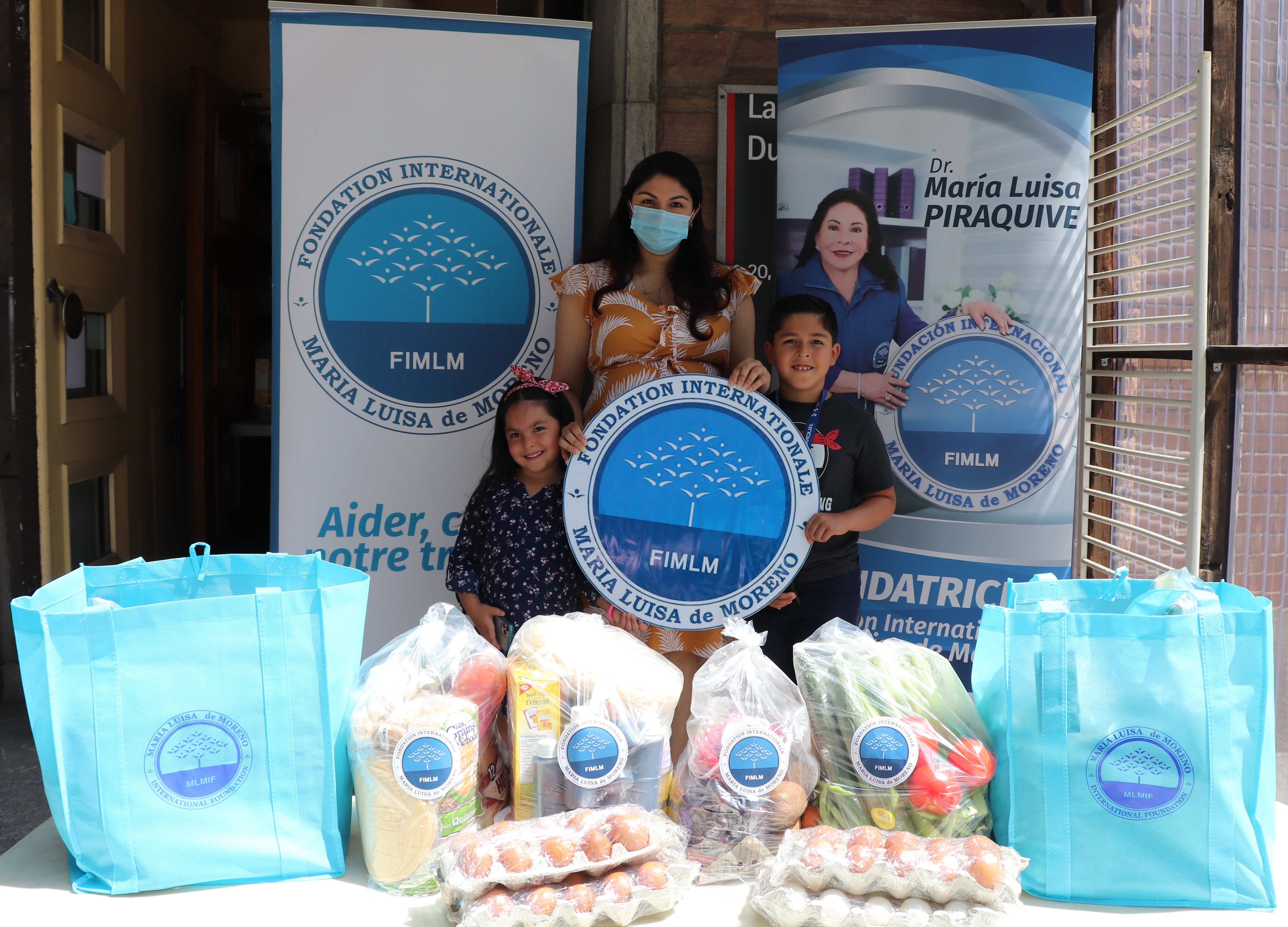 entrega-de-ayudas-alimentarias-en-montreal-durante-la-pandemia-del-covid-19