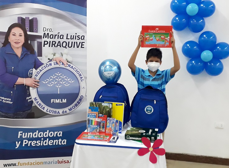 1 PORTADA Entrega de Kits escolares en Iquitos Peru OK