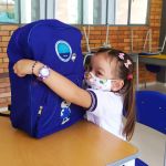 Entrega de kits escolares en Chipatá, Santander. Agosto 2021