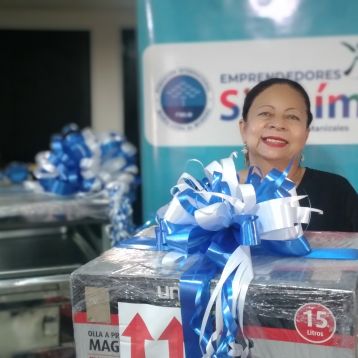 Luz Dary Arango, participante de Sin Límites, recibió capital semilla para impulsar su emprendimiento