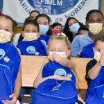 55 niños de Buga, Valle del Cauca recibieron kits escolares