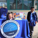 Felices y motivados a estudiar niños de la ciudad de Ambato