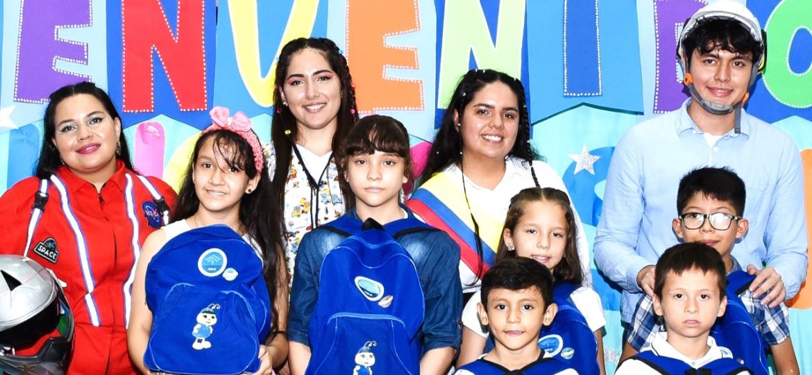 530 niños de Villavicencio recibieron kits escolares