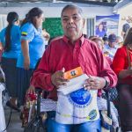 Adultos mayores de Roldanillo, Valle del Cauca reciben kits de aseo y aprenden valores