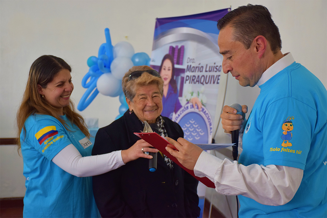 jornada-de-felicidad-para-familias-del-barrio-sosiego-en-bogota