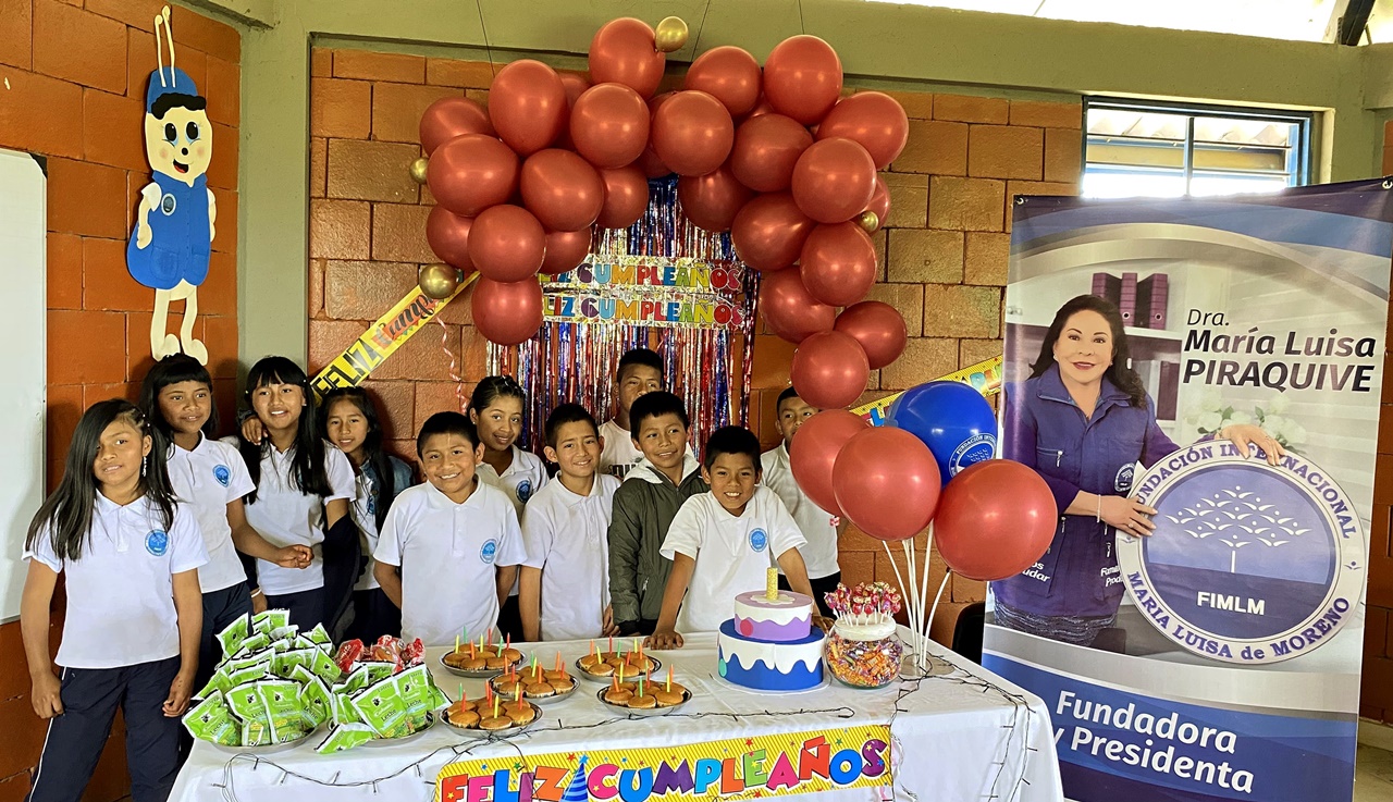 estudiantes-de-la-i-e-centro-de-formacion-e-investigacion-misak-celebran-cumpleanos-y-reciben-tamizaje-de-estado-nutricional