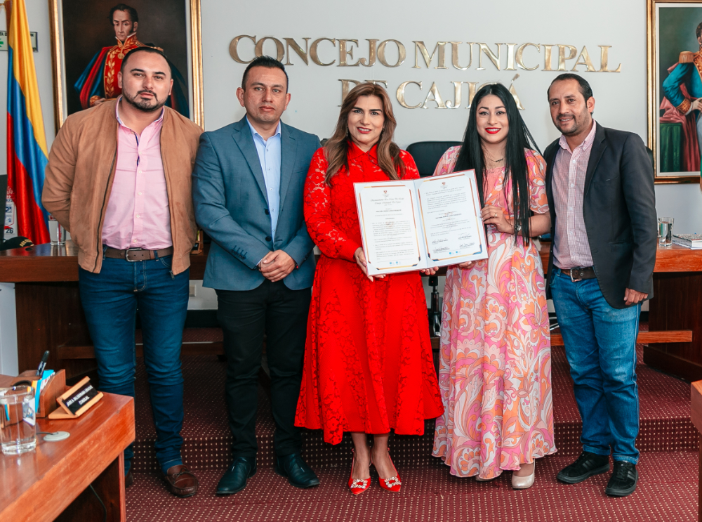 alcaldia-y-concejo-de-cajica-reconocen-a-la-dra-maria-luisa-piraquive