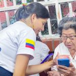 Con arte y tecnología adultos mayores en Pereira•Colombia aprenden y descubren más capacidades