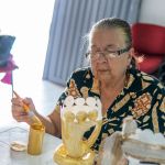 Actividades, aprendizajes y bienestar para la persona mayor en el eje cafetero