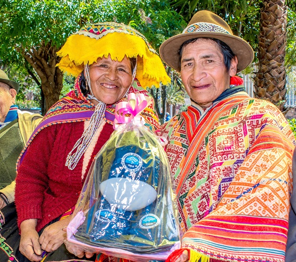 AAPortada_Dia del Adulto mayor_Calca_Cusco
