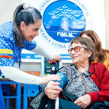 Brigada de salud beneficia a 1000 personas en Suba, Bogotá