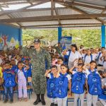 Jornada de entrega de kits escolares Zapayo • Ecuador