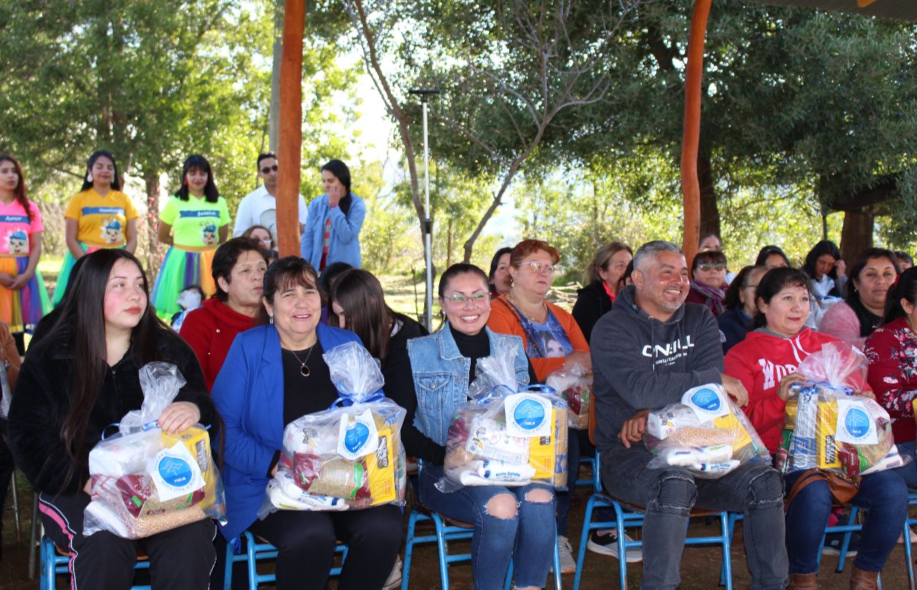 familias-en-linares-chile-son-beneficiados-con-jornada-de-apoyo